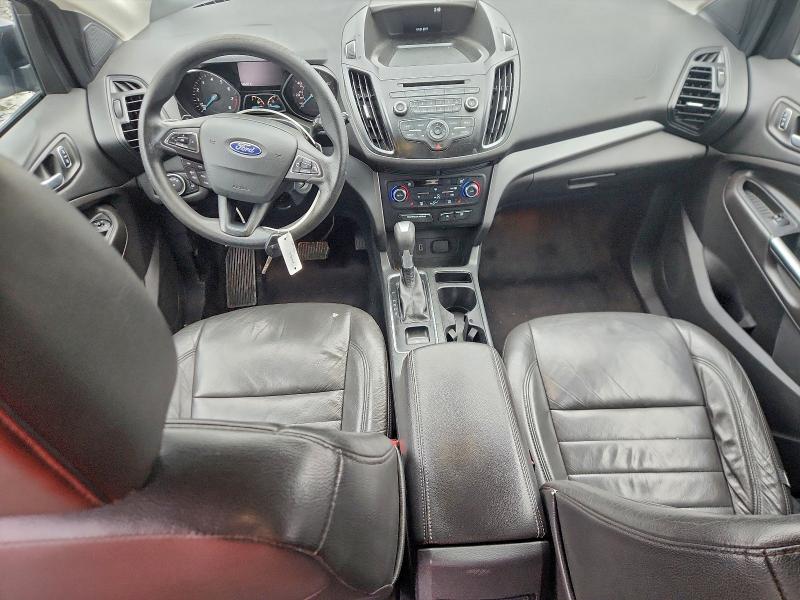 Photo 8 from auction – 2017 FORD ESCAPE SE with VIN 1FMCU9GD4HUB63992