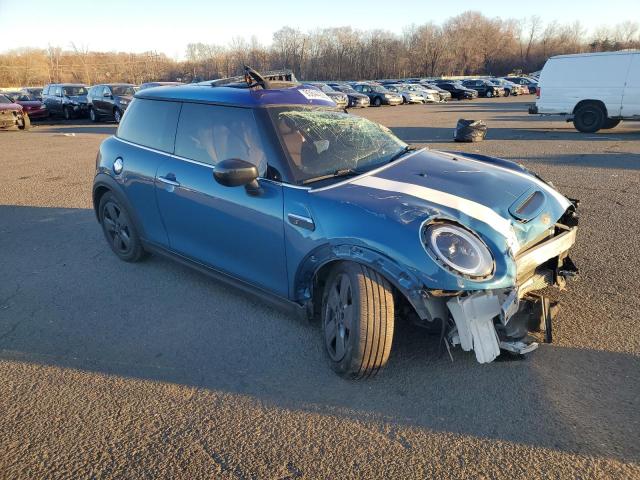 Фото 4 с аукциона – 2022 MINI COOPER с VIN WMW53DH0XN2R58161
