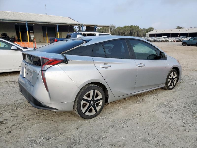 Photo 3 from auction – 2016 TOYOTA PRIUS with VIN JTDKARFU7G3006763