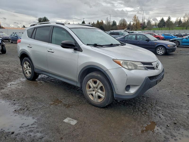 Photo 4 from auction – 2013 TOYOTA RAV4 LE with VIN 2T3BFREV5DW021816