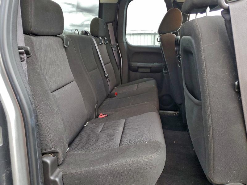 Photo 10 from auction – 2011 CHEVROLET SILVERADO with VIN 1GCRCSE02BZ207121