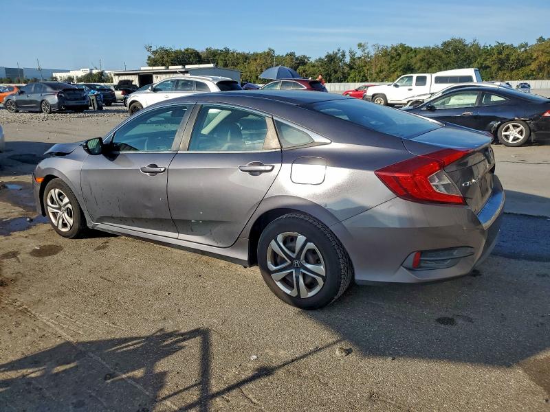 Photo 2 from auction – 2017 HONDA CIVIC LX with VIN 19XFC2F55HE219622