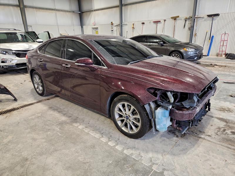 Photo 4 from auction – 2017 FORD FUSION SE with VIN 3FA6P0HD7HR156647