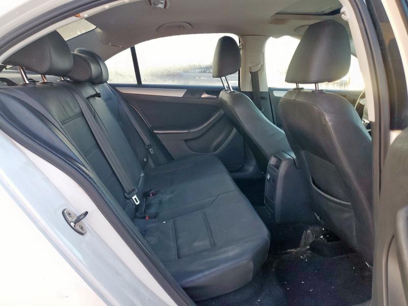 Photo 10 from auction – 2012 VOLKSWAGEN JETTA SEL with VIN 3VWLP7AJ2CM419510