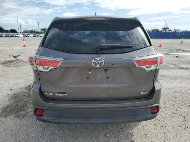 Photo 6 from auction – 2016 TOYOTA HIGHLANDER with VIN 5TDKKRFH1GS503340