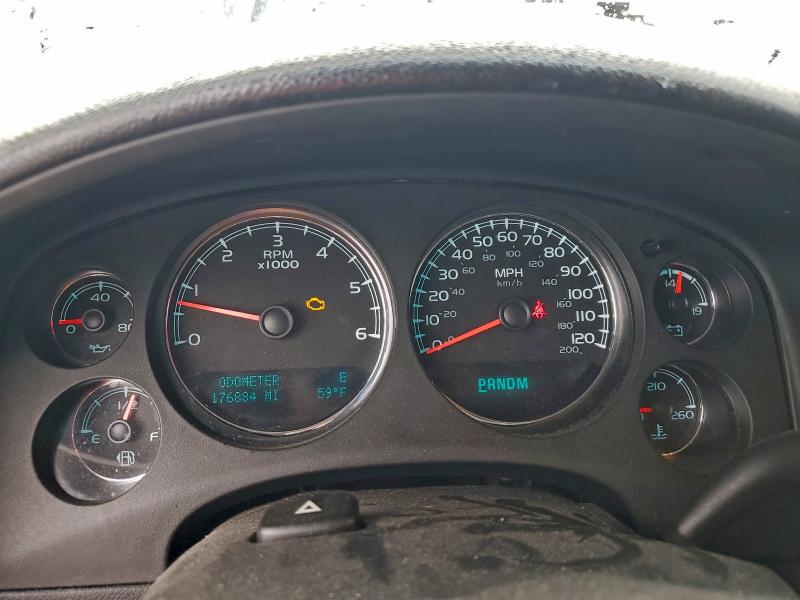 Zdjęcie 9 z aukcji – 2011 CHEVROLET TAHOE z VIN 1GNSCBE03BR368103
