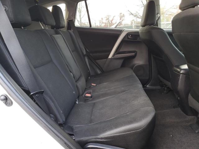Photo 11 from auction – 2017 TOYOTA RAV4 LE with VIN 2T3ZFREV2HW333693