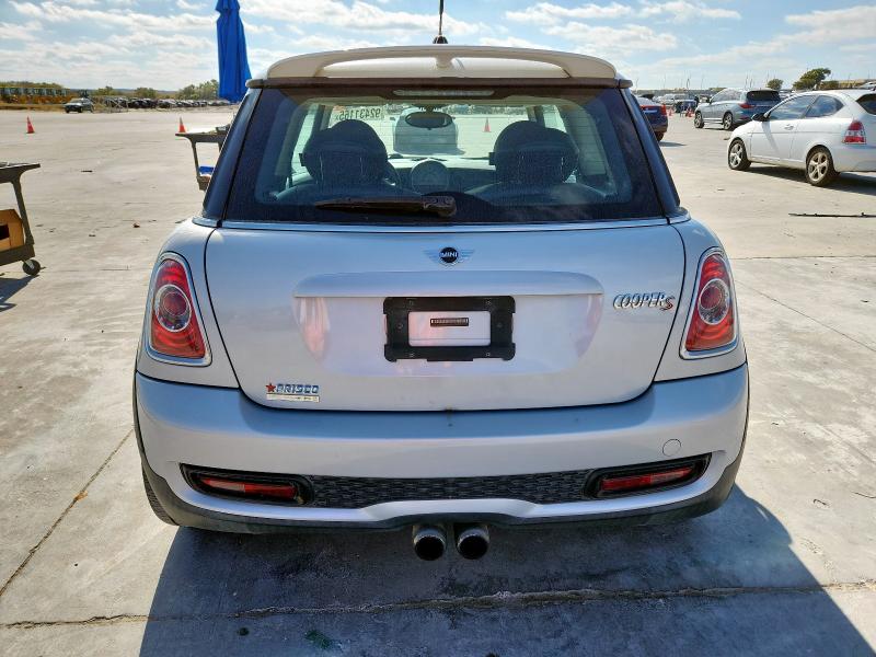 Photo 6 from auction – 2012 MINI COOPER S with VIN WMWSV3C55CT387213