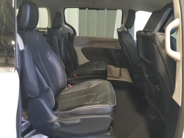 Photo 11 from auction – 2018 CHRYSLER PACIFICA H with VIN 2C4RC1N79JR364564