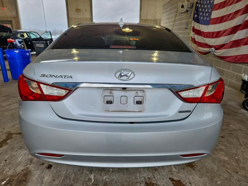 Photo 6 from auction – 2011 HYUNDAI SONATA with VIN 5NPEC4AC2BH031494