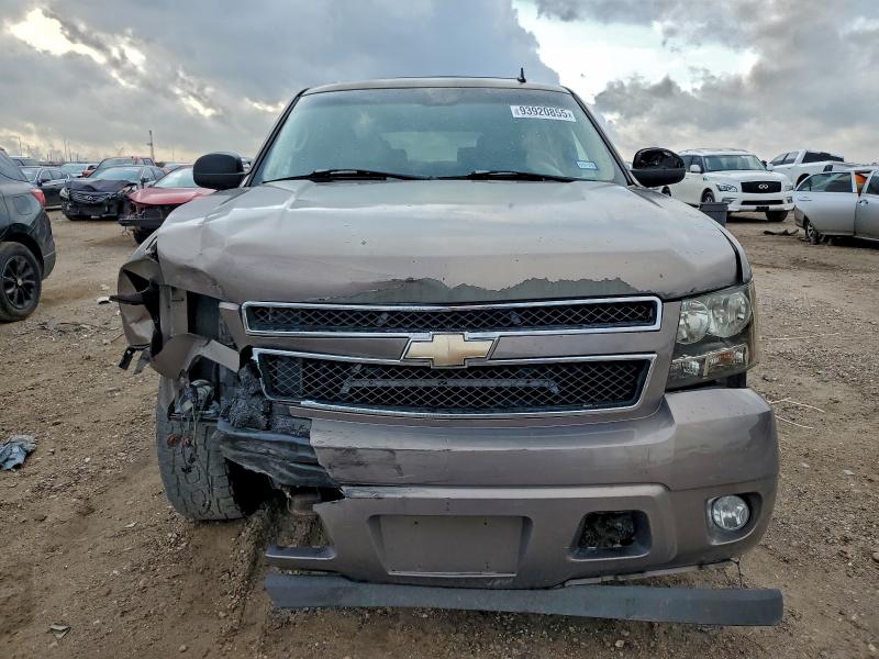 Photo 5 from auction – 2007 CHEVROLET SUBURBAN C with VIN 1GNFC16J07R224910