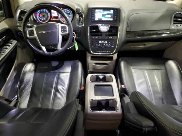Photo 8 from auction – 2016 CHRYSLER TOWN & COU with VIN 2C4RC1BG9GR237715