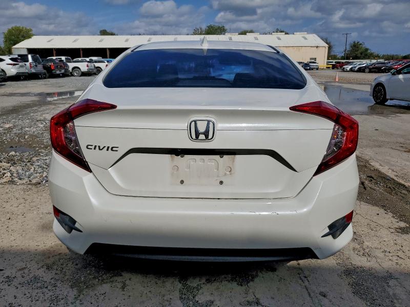 Photo 6 from auction – 2018 HONDA CIVIC EX with VIN 19XFC2F75JE039113