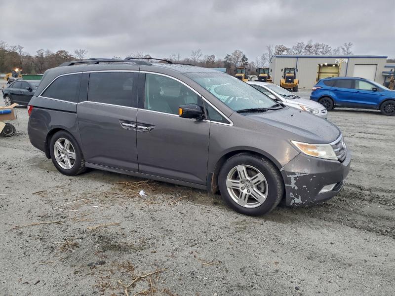 Photo 4 from auction – 2012 HONDA ODYSSEY TO with VIN 5FNRL5H99CB043322
