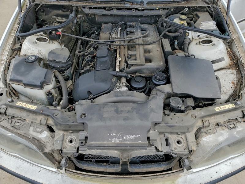 Photo 11 from auction – 2003 BMW 330 XI with VIN WBAEW53423PG23034