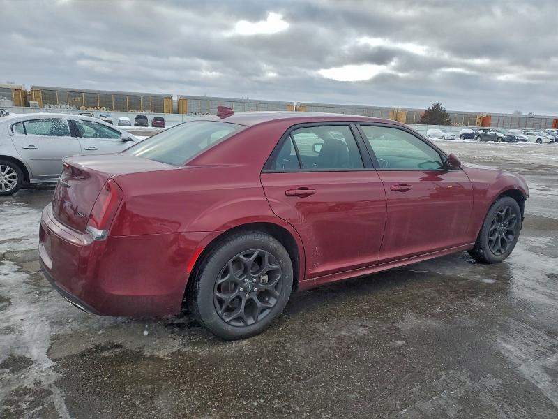 Photo 3 from auction – 2022 CHRYSLER 300 TOURIN with VIN 2C3CCASG3NH262977