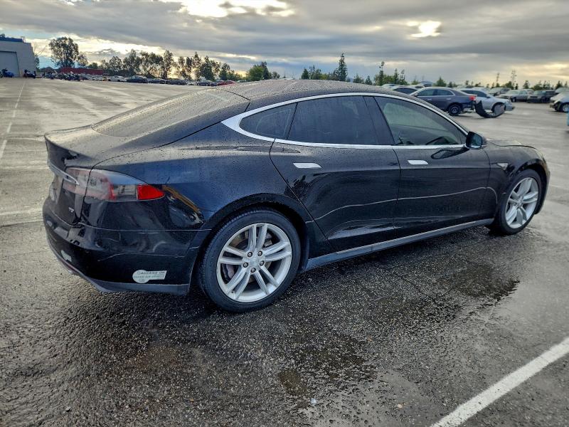 Photo 3 from auction – 2015 TESLA MODEL S with VIN 5YJSA1E12FF109759