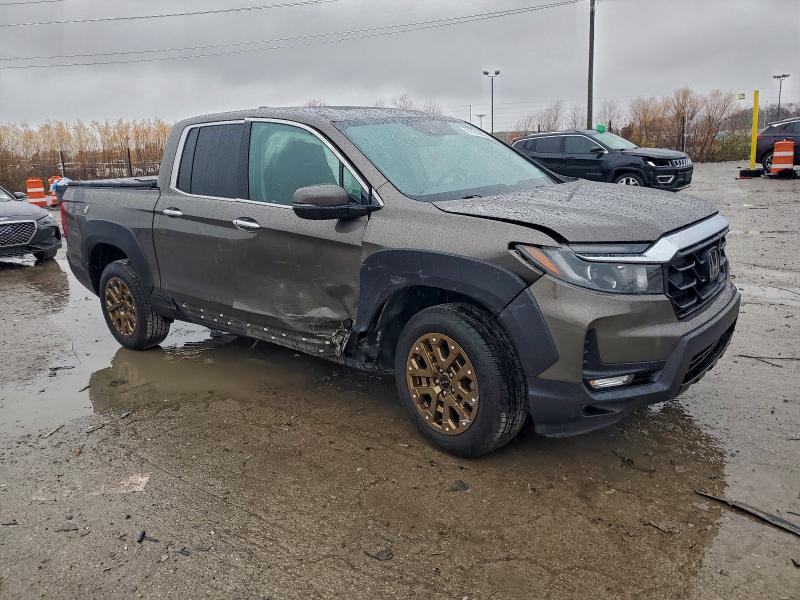Photo 4 from auction – 2023 HONDA RIDGELINE with VIN 5FPYK3F74PB007135