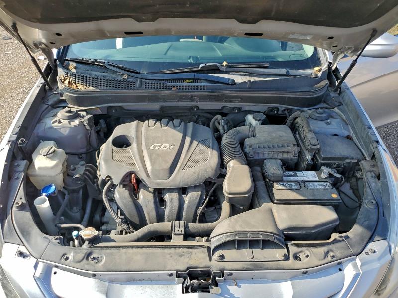 Photo 11 from auction – 2012 HYUNDAI SONATA GLS with VIN 5NPEB4AC4CH439774