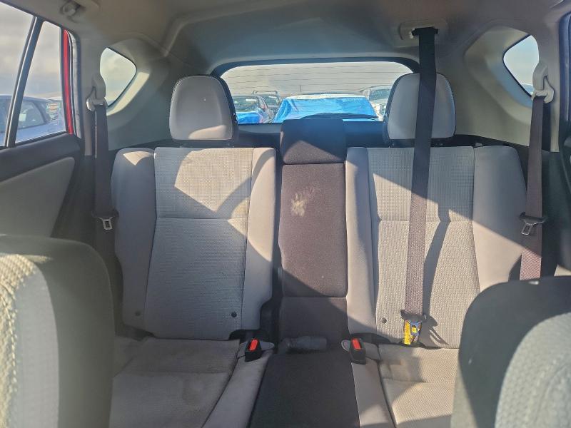 Photo 10 from auction – 2017 TOYOTA RAV4 XLE with VIN JTMRFREV6HJ169783