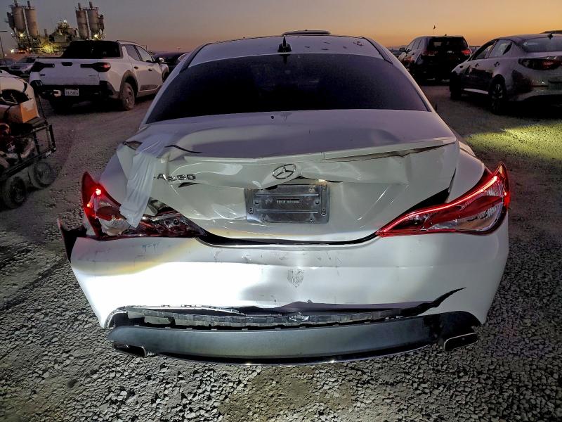 Photo 6 from auction – 2016 MERCEDES-BENZ CLA 250 with VIN WDDSJ4EB6GN310521