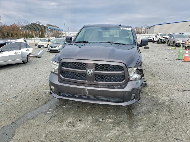 Photo 5 from auction – 2017 RAM 1500 ST with VIN 3C6RR7KT8HG735613
