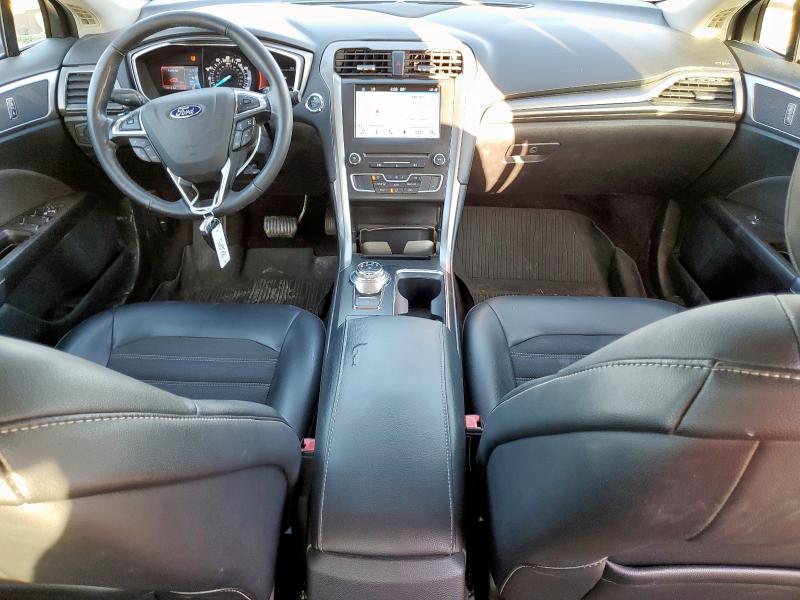 Photo 8 from auction – 2017 FORD FUSION SE with VIN 3FA6P0HD4HR311946