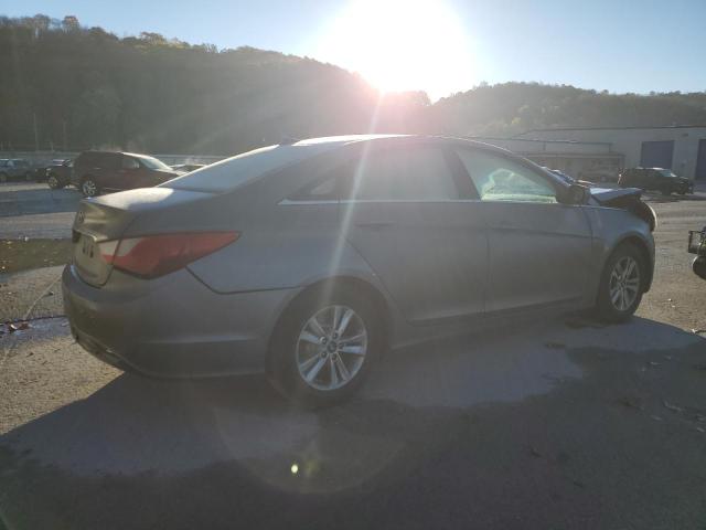 Photo 3 from auction – 2013 HYUNDAI SONATA with VIN 5NPEB4AC2DH683215