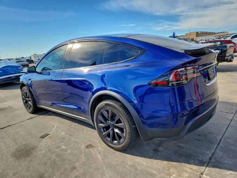 Photo 2 from auction – 2022 TESLA MODEL X with VIN 7SAXCBE65NF333692