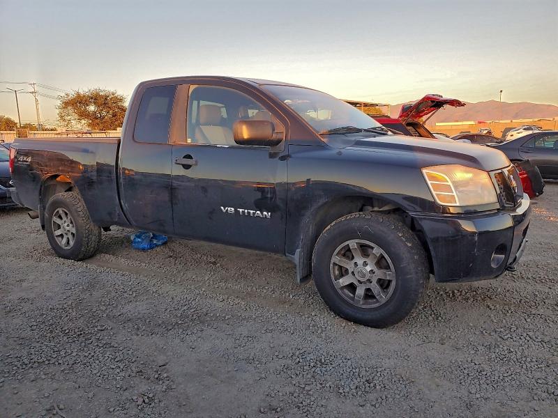 Photo 4 from auction – 2005 NISSAN TITAN with VIN 1N6AA06B65N543001