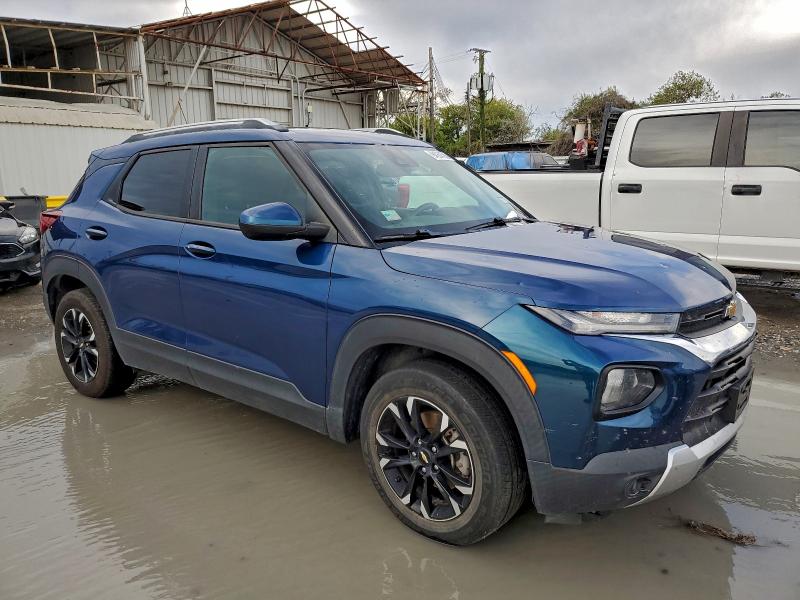 Photo 4 from auction – 2021 CHEVROLET TRAILBLAZE with VIN KL79MPSL1MB002813