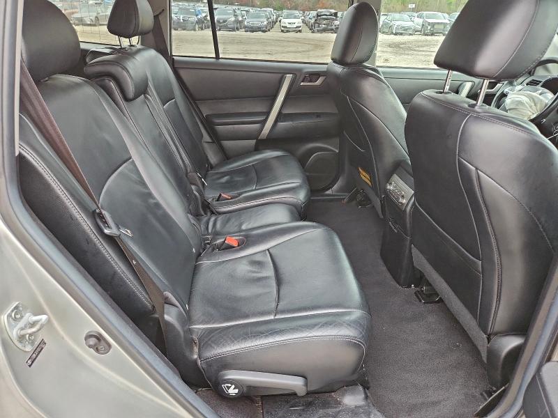 Photo 10 from auction – 2013 TOYOTA HIGHLANDER with VIN 5TDBK3EH1DS250773