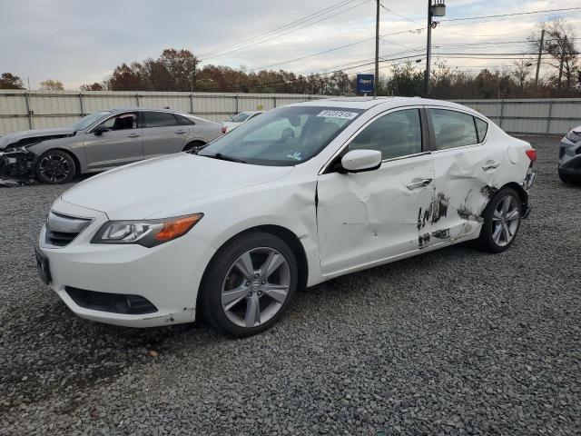 ACURA ILX 20 TEC 2013 with VIN 19VDE1F77DE014898 - Photo from auction