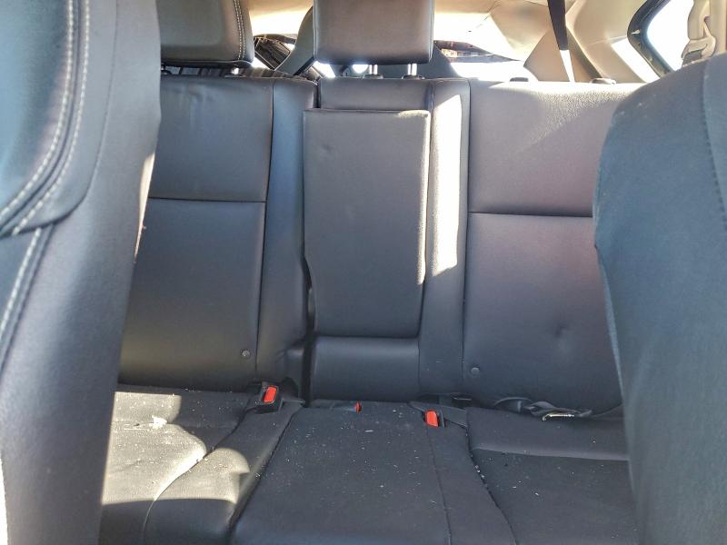 Photo 10 from auction – 2017 TOYOTA RAV4 LIMIT with VIN JTMDFREV2HJ169659