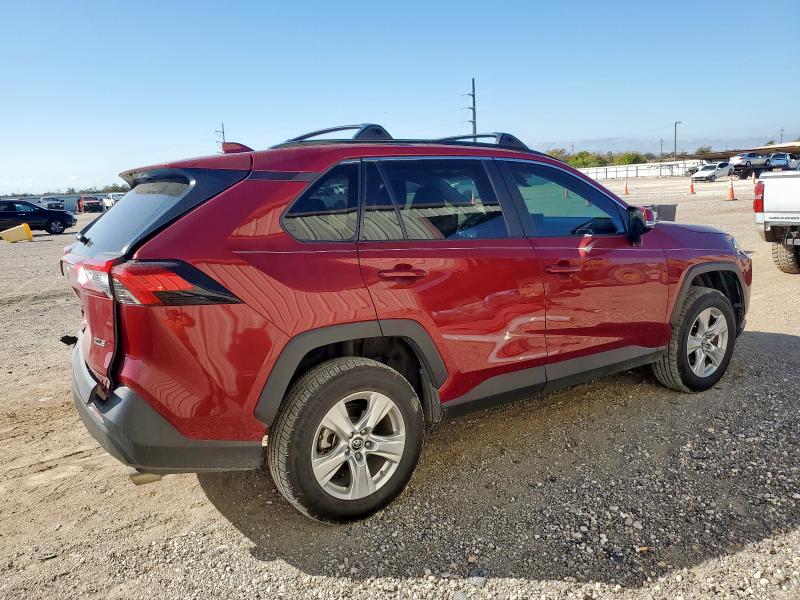 Photo 3 from auction – 2019 TOYOTA RAV4 XLE with VIN 2T3W1RFV4KC016572