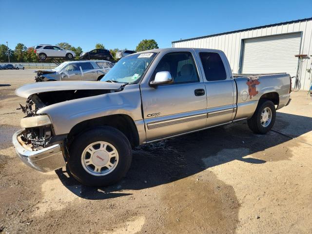 CHEVROLET SILVERADO 2000 with VIN 1GCEC19V0YZ331542 - Photo from auction