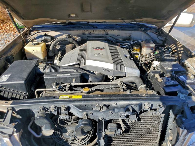Photo 12 from auction – 2002 LEXUS LX 470 with VIN JTJHT00W123516333