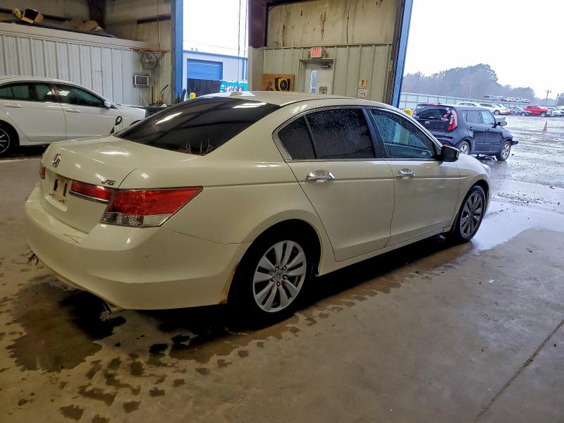 Photo 3 from auction – 2011 HONDA ACCORD with VIN 1HGCP3F89BA007132