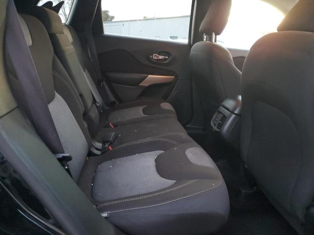 Photo 11 from auction – 2018 JEEP CHEROKEE L with VIN 1C4PJLCB5JD612165