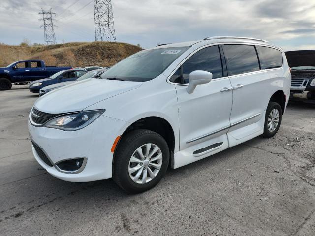 CHRYSLER PACIFICA 2019 with VIN 2C4RC1BG2KR603393 - Photo from auction