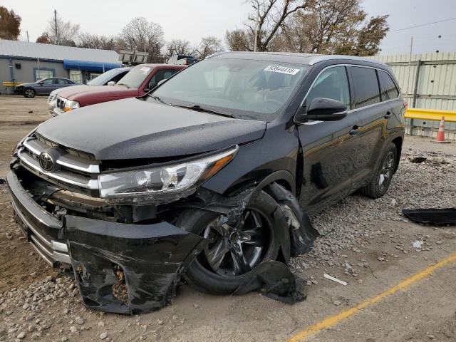 TOYOTA HIGHLANDER 2017 with VIN 5TDDZRFH5HS416711 - Photo from auction