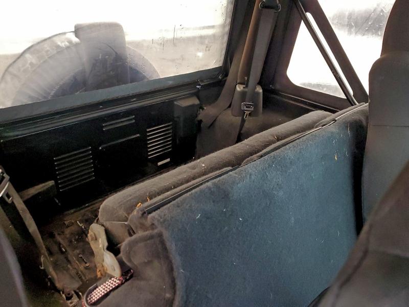 Photo 10 from auction – 2005 JEEP WRANGLER X with VIN 1J4FA39S25P366340