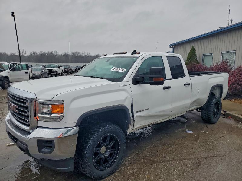 GMC SIERRA K25 2017 with VIN 1GT22REG3HZ173807 - Photo from auction