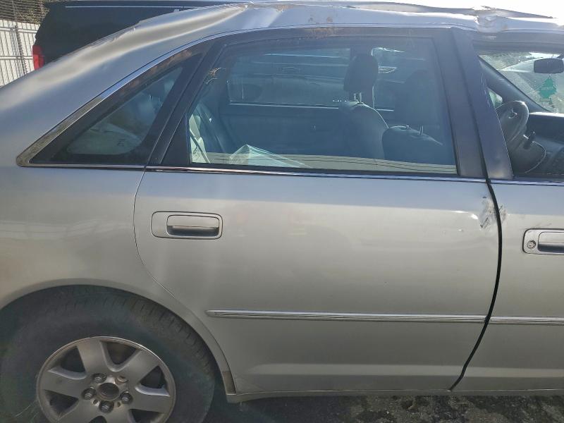 Photo 10 from auction – 2002 TOYOTA AVALON XL with VIN 4T1BF28B22U242028