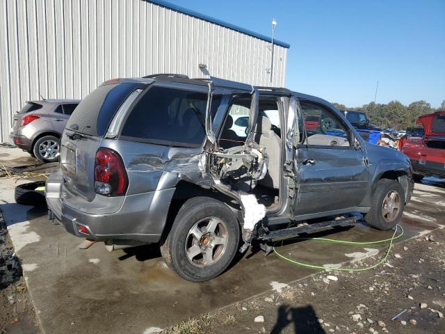 Photo 3 from auction – 2005 CHEVROLET TRAILBLAZE with VIN 1GNDT13S452242952