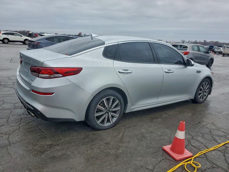 Photo 3 from auction – 2019 KIA OPTIMA EX with VIN 5XXGU4L16KG372460