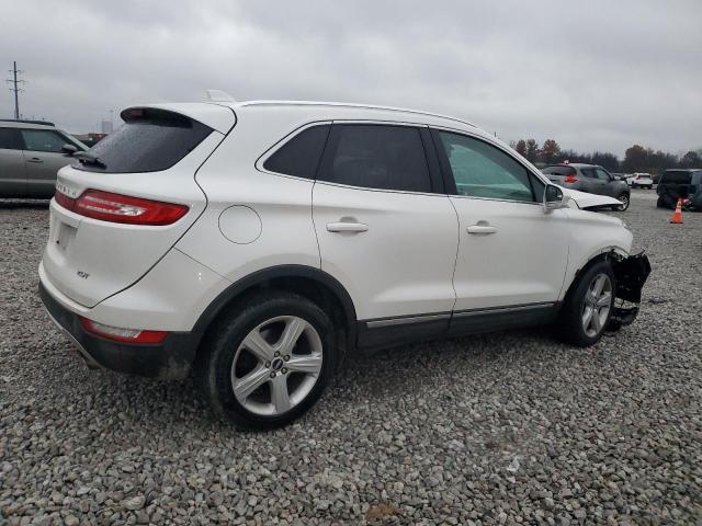 Photo 3 from auction – 2018 LINCOLN MKC PREMIE with VIN 5LMCJ1C95JUL18581