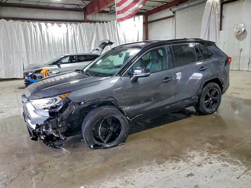 TOYOTA RAV4 XSE 2021 with VIN 2T3E6RFV2MW005861 - Photo from auction