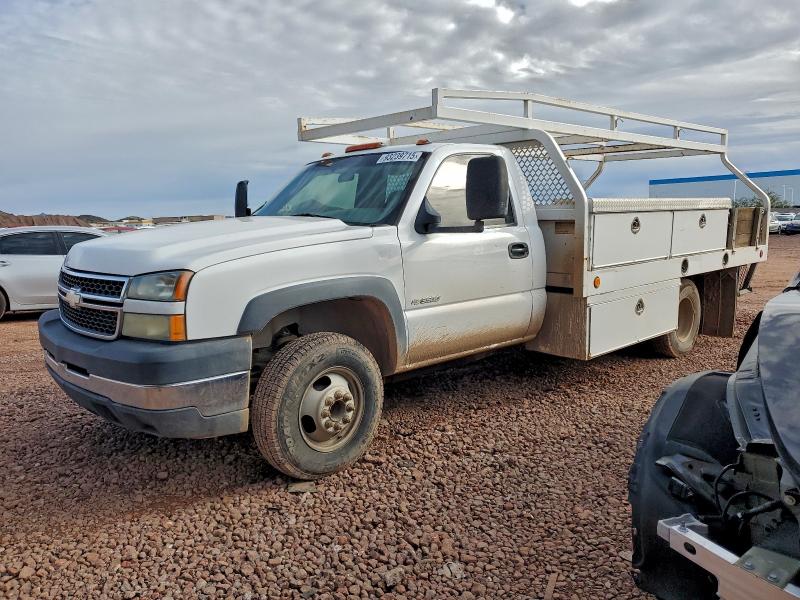 CHEVROLET SILVERADO 2007 with VIN 1GBJC34U77E134385 - Photo from auction