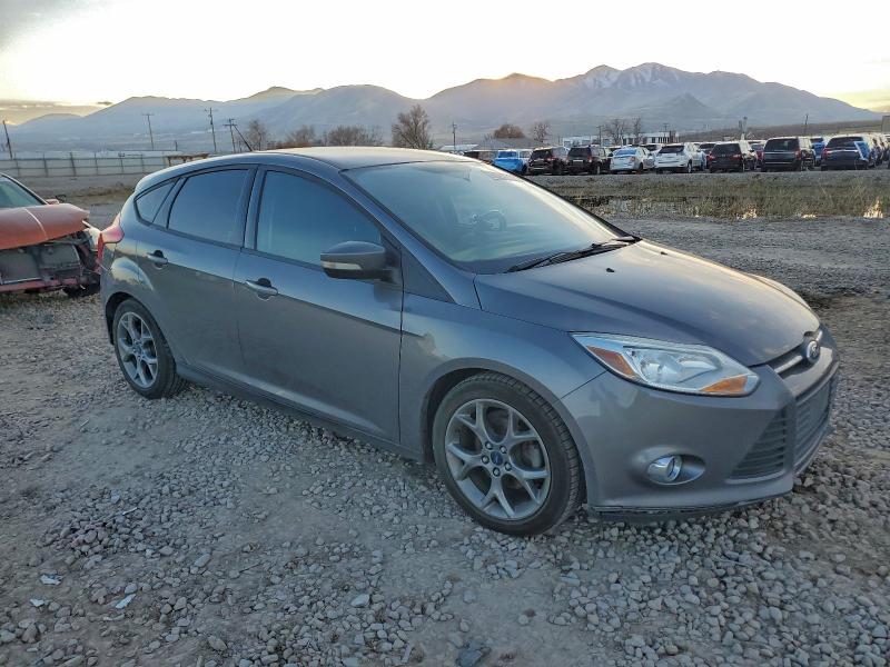 Photo 4 from auction – 2014 FORD FOCUS SE with VIN 1FADP3K27EL413493